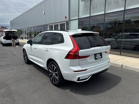 Certified 2025 Volvo XC60 B5 Plus AWD/4WD image 3