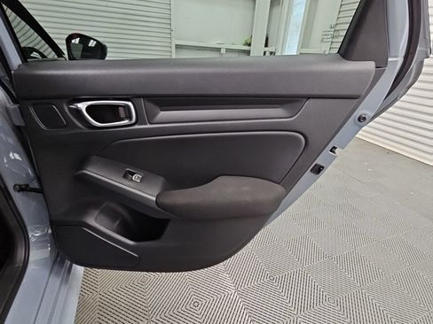 Used 2023 Honda Civic Sport image 31
