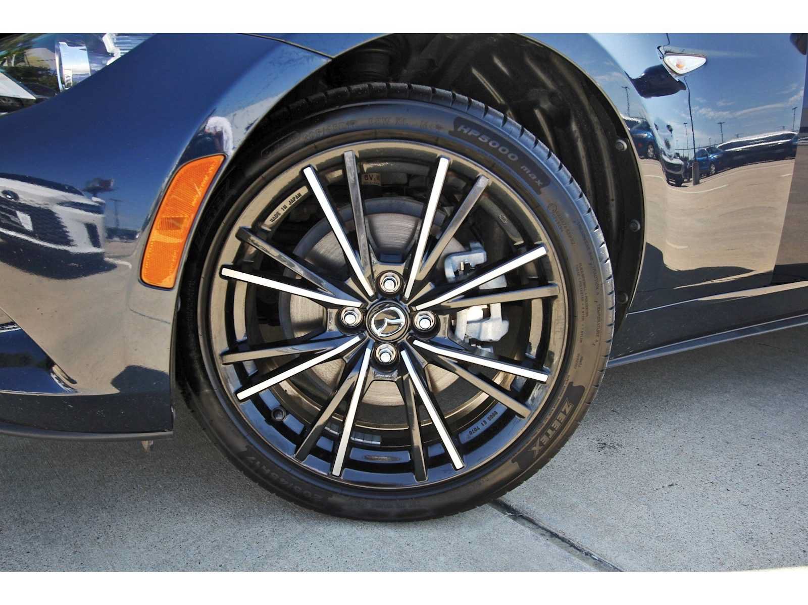 Used 2025 MAZDA MX-5 Miata RF Grand Touring RWD image 25