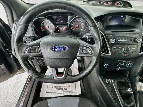 Used 2015 Ford Focus ST FWD image 12