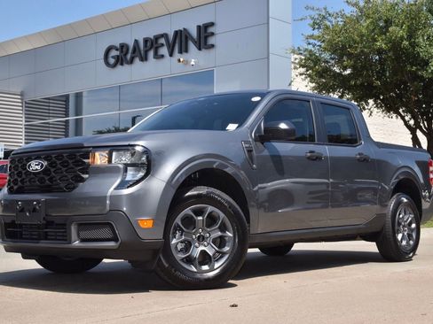 Certified 2026 Ford Maverick XLT FWD image 2