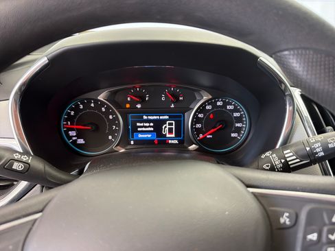 Used 2023 Chevrolet Equinox LS w/ LS Convenience Package FWD image 7