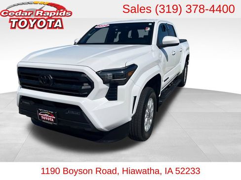 Used 2024 Toyota Tacoma SR5 AWD/4WD image 1