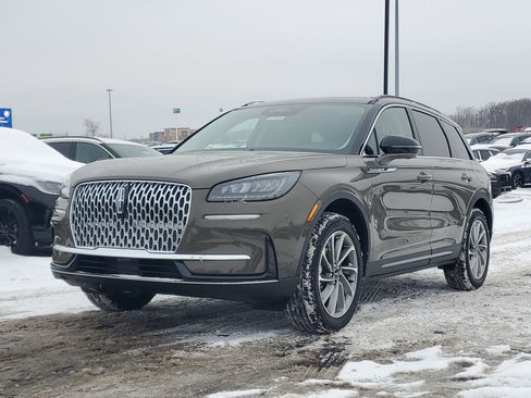 New 2026 Lincoln Corsair Premiere image 2