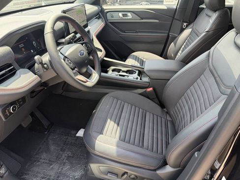 Used 2026 Ford Explorer ST-Line w/ ST-Line Street Pack RWD image 24
