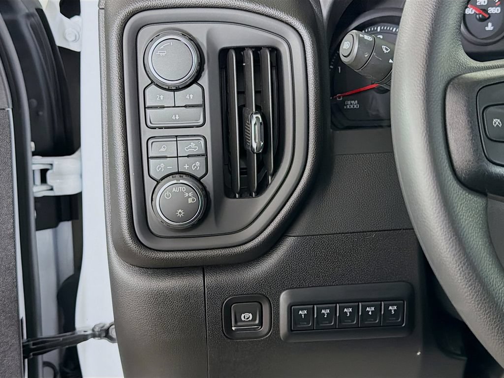 New 2026 Chevrolet Silverado 3500 W/T w/ WT Convenience Package AWD/4WD image 10