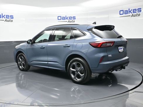 Used 2024 Ford Escape ST-Line Select w/ Class II Trailer Tow Package image 6