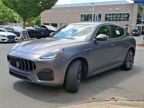 New 2025 Maserati Grecale GT image 10