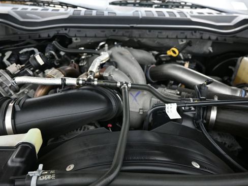 Used 2020 Ford F250 Platinum w/ FX4 Off-Road Package image 20