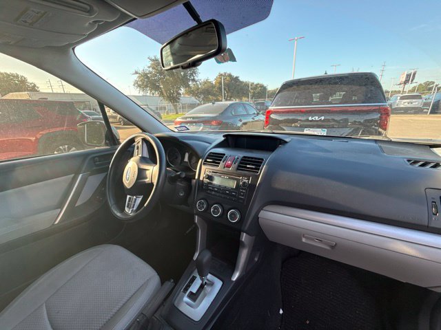 Used 2015 Subaru Forester 2.5i Premium AWD/4WD image 7