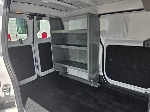 Used 2019 Nissan NV200 SV w/ Back Door Glass Package image 14