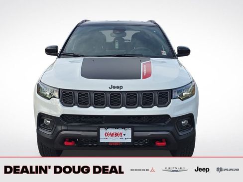 New 2026 Jeep Compass Trailhawk image 9