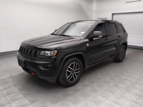 Used 2020 Jeep Grand Cherokee Trailhawk AWD/4WD image 2