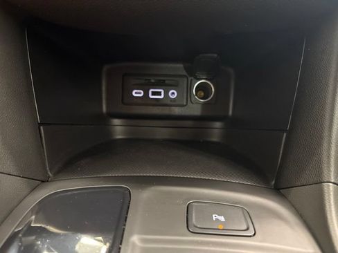 Used 2023 Chevrolet Equinox RS FWD image 29