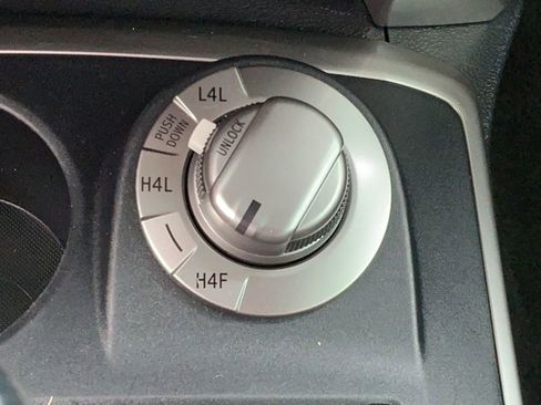 Used 2023 Toyota 4Runner Limited image 20