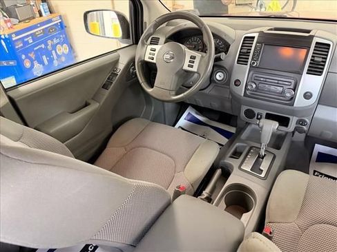 Used 2019 Nissan Frontier SV RWD image 17