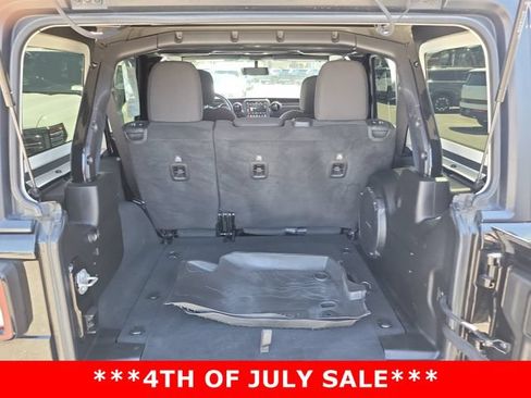 Used 2022 Jeep Wrangler Unlimited Sport AWD/4WD image 27