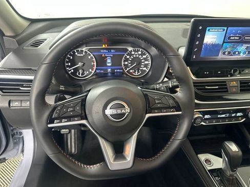 Certified 2025 Nissan Altima 2.5 SR w/ SR Premium Package image 14