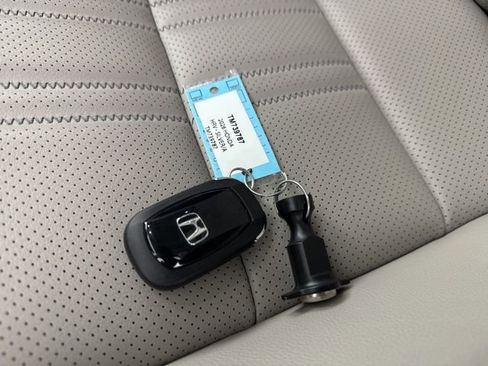 Certified 2026 Honda HR-V EX-L image 34
