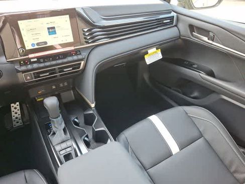 New 2026 Toyota Camry SE FWD image 11