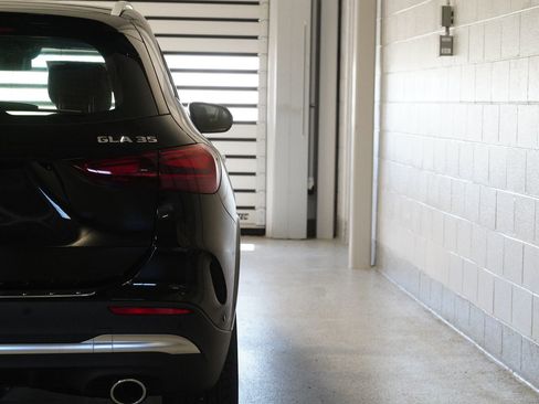 New 2026 Mercedes-Benz GLA 35 AMG 4MATIC image 13