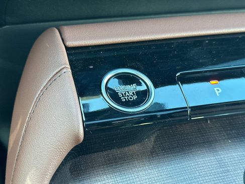 New 2026 Lincoln Navigator L Reserve AWD/4WD image 23