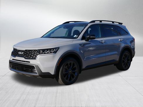 Certified 2022 Kia Sorento X-Line EX image 3