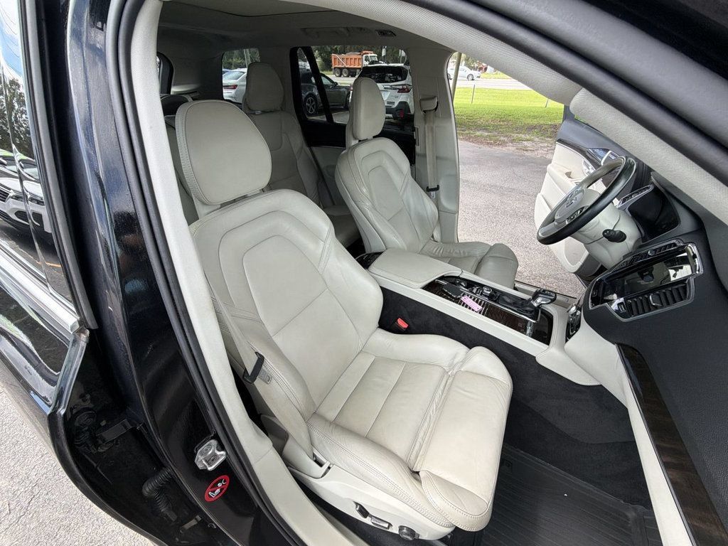 Used 2018 Volvo XC90 T6 Momentum w/ Convenience Package AWD/4WD image 21