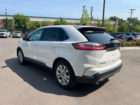 Used 2020 Ford Edge Titanium w/ Equipment Group 301A AWD/4WD image 7