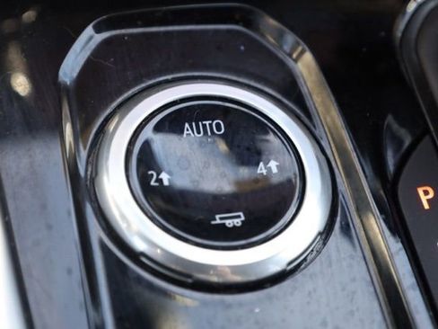 Certified 2025 Chevrolet Colorado LT w/ LT Convenience Package image 7