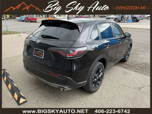 Used 2025 Honda HR-V Sport image 7