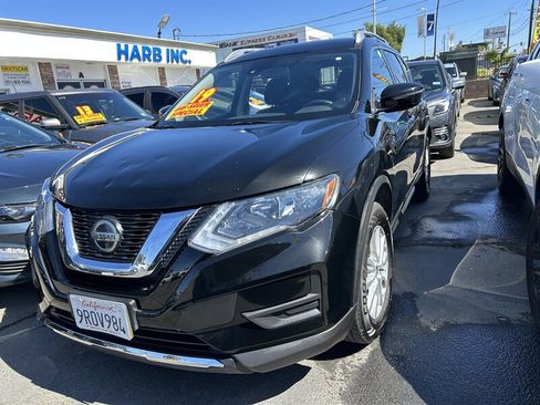 Used 2019 Nissan Rogue SV image 6