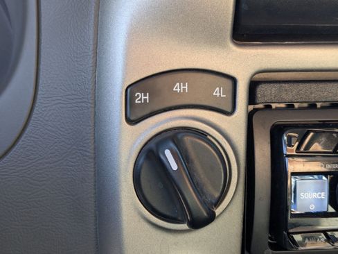 Used 2009 Ford Ranger XL image 25