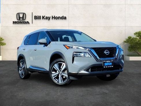 Used 2023 Nissan Rogue SL w/ SL Premium Package AWD/4WD image 5
