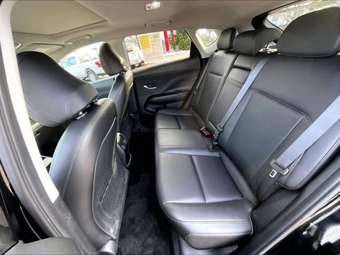 Used 2024 Hyundai Kona Limited image 15