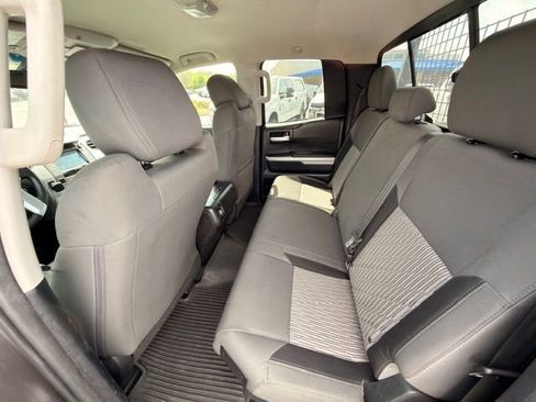 Used 2015 Toyota Tundra SR5 w/ SR5 Upgrade Package image 9