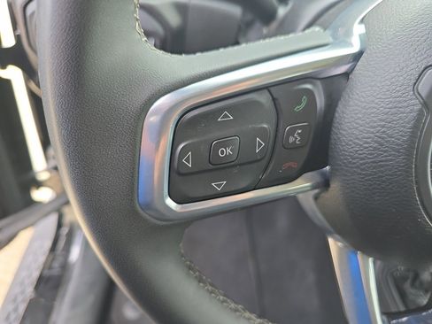 Used 2023 Jeep Gladiator Overland image 24