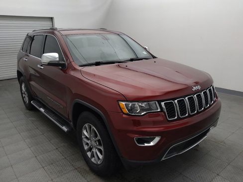 Used 2018 Jeep Grand Cherokee Limited AWD/4WD image 13