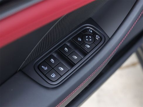 New 2025 Porsche Panamera 4 image 30