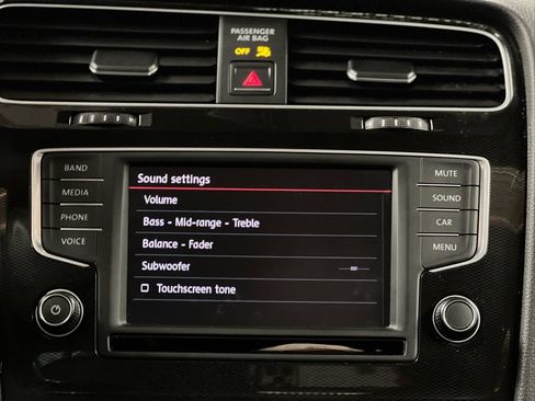 Used 2016 Volkswagen GTI SE w/ Lighting Package (SEL) FWD image 25