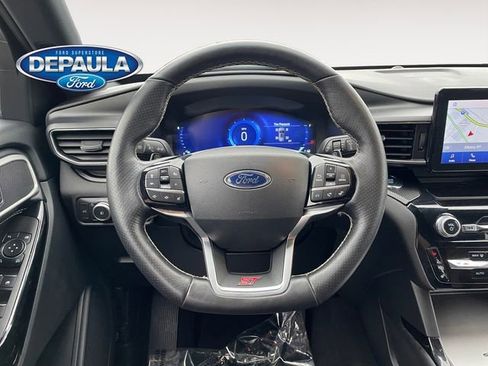 Used 2022 Ford Explorer ST image 11