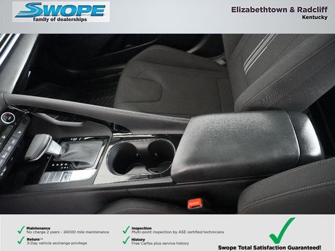 Certified 2024 Hyundai Elantra SEL w/ Convenience Package image 24