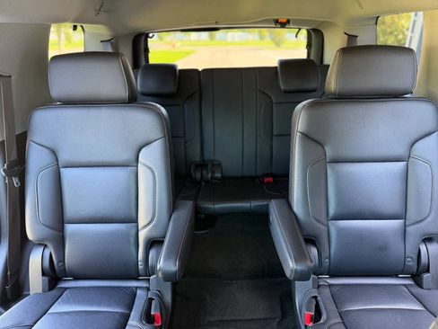Used 2017 Chevrolet Tahoe LT w/ LT Midnight Edition RWD image 13