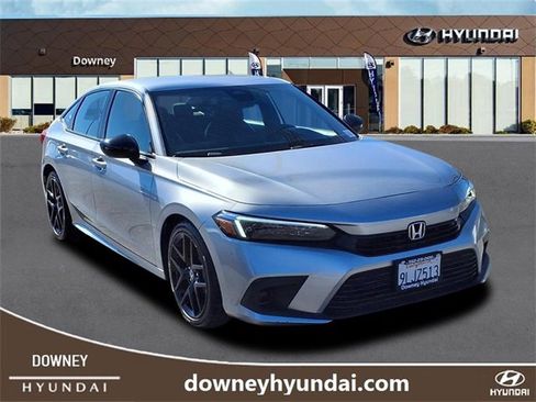 Used 2024 Honda Civic Sport image 3