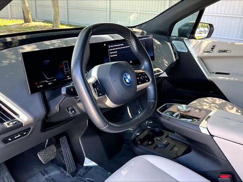 Used 2023 BMW iX M60 AWD/4WD image 14