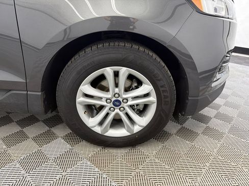 Used 2020 Ford Edge SEL w/ Convenience Package FWD image 13