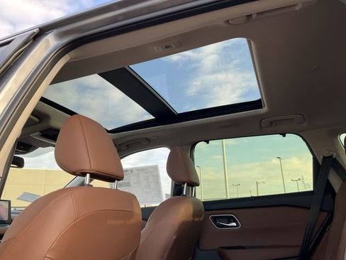 New 2026 Nissan Rogue Platinum w/ Tech Package image 25