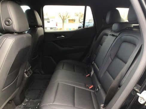 Used 2025 Chevrolet Equinox LT w/ Convenience Package II image 8