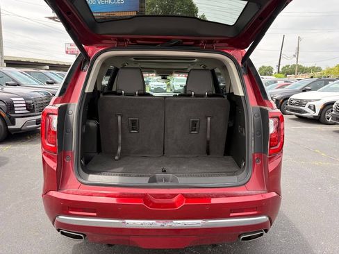 Used 2021 GMC Acadia Denali w/ Denali Technology Package FWD image 7