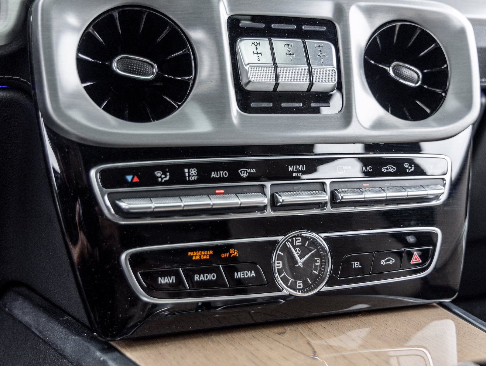 Used 2020 Mercedes-Benz G 550 image 32